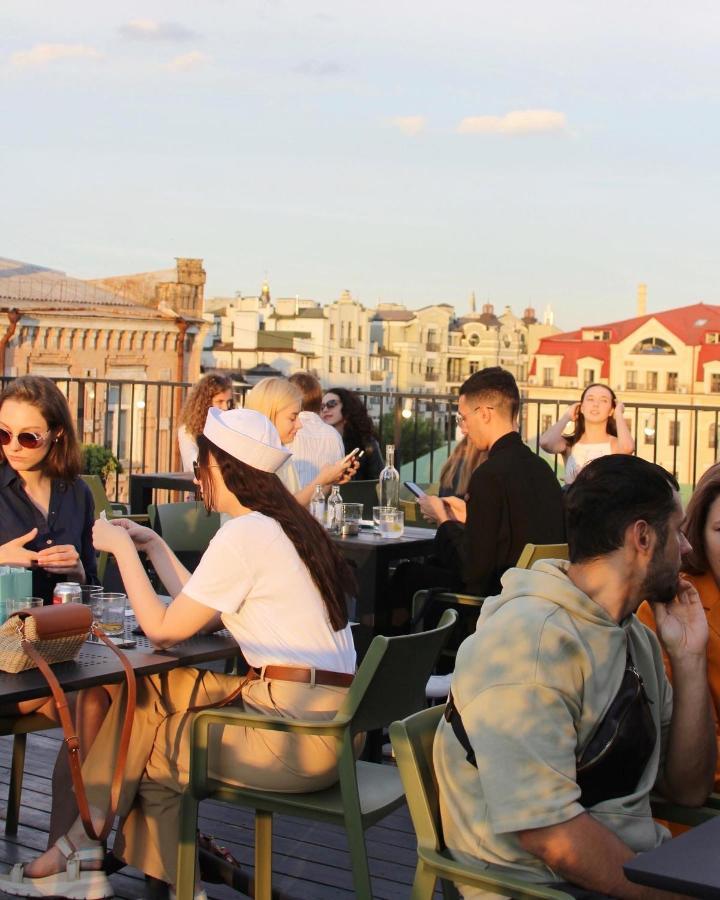 Bursa Hotel Kiev Bagian luar foto