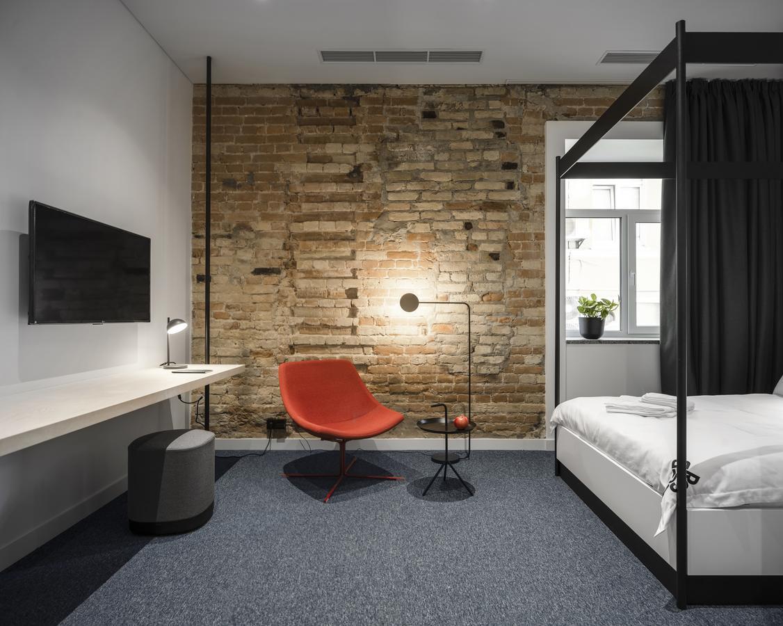 Bursa Hotel Kiev Bagian luar foto